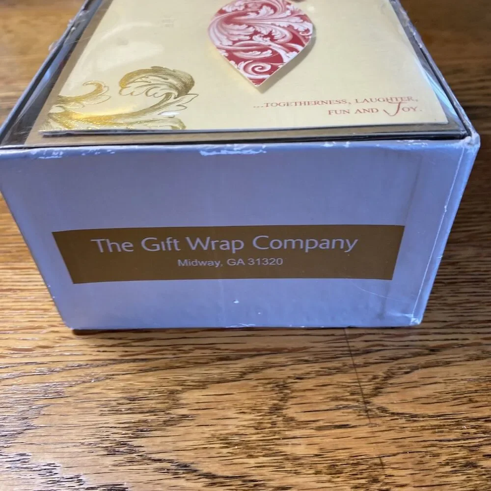 The Gift Wrap Company 20 Holiday Cards W/Envelopes New Open Box